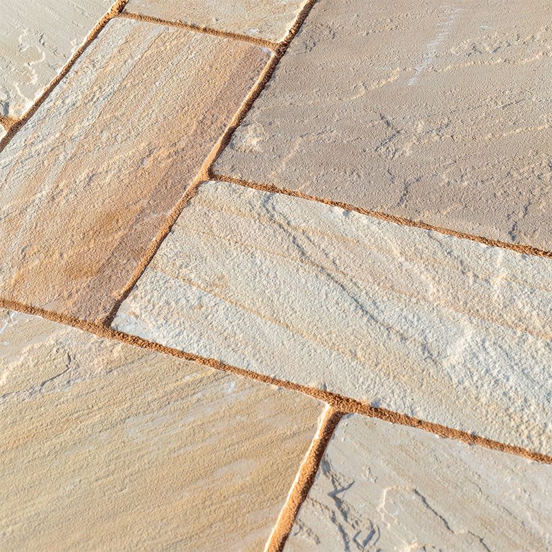 Sandstone Paving & Patio Slabs