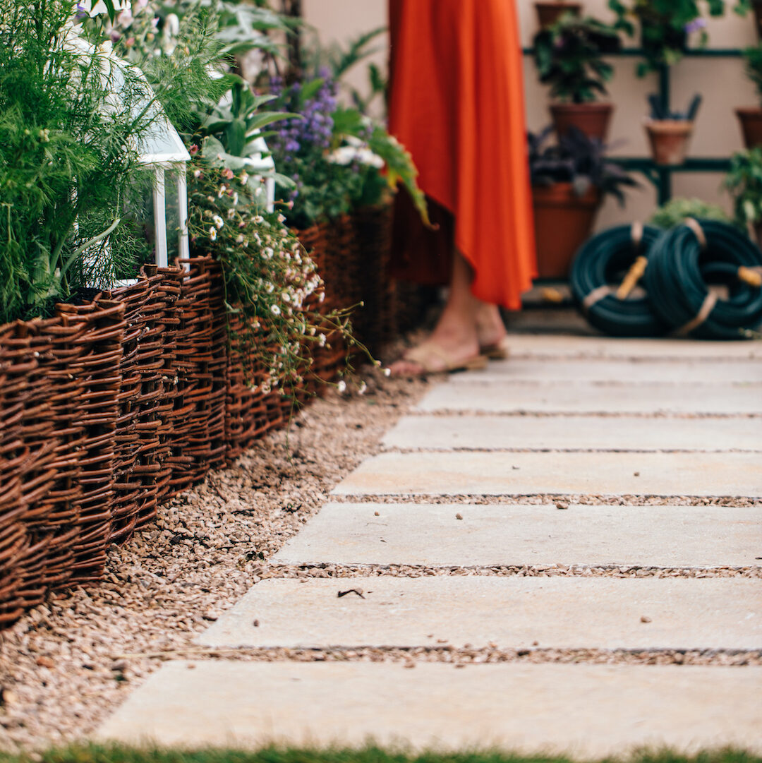 antique honey cathedral paving