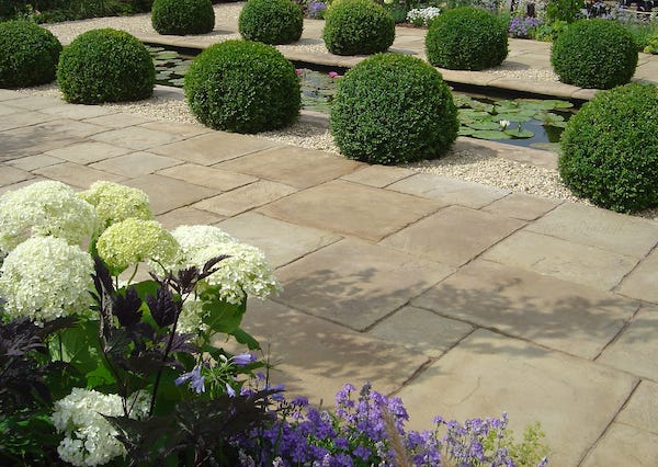 Claudia De Yong Garden Designer